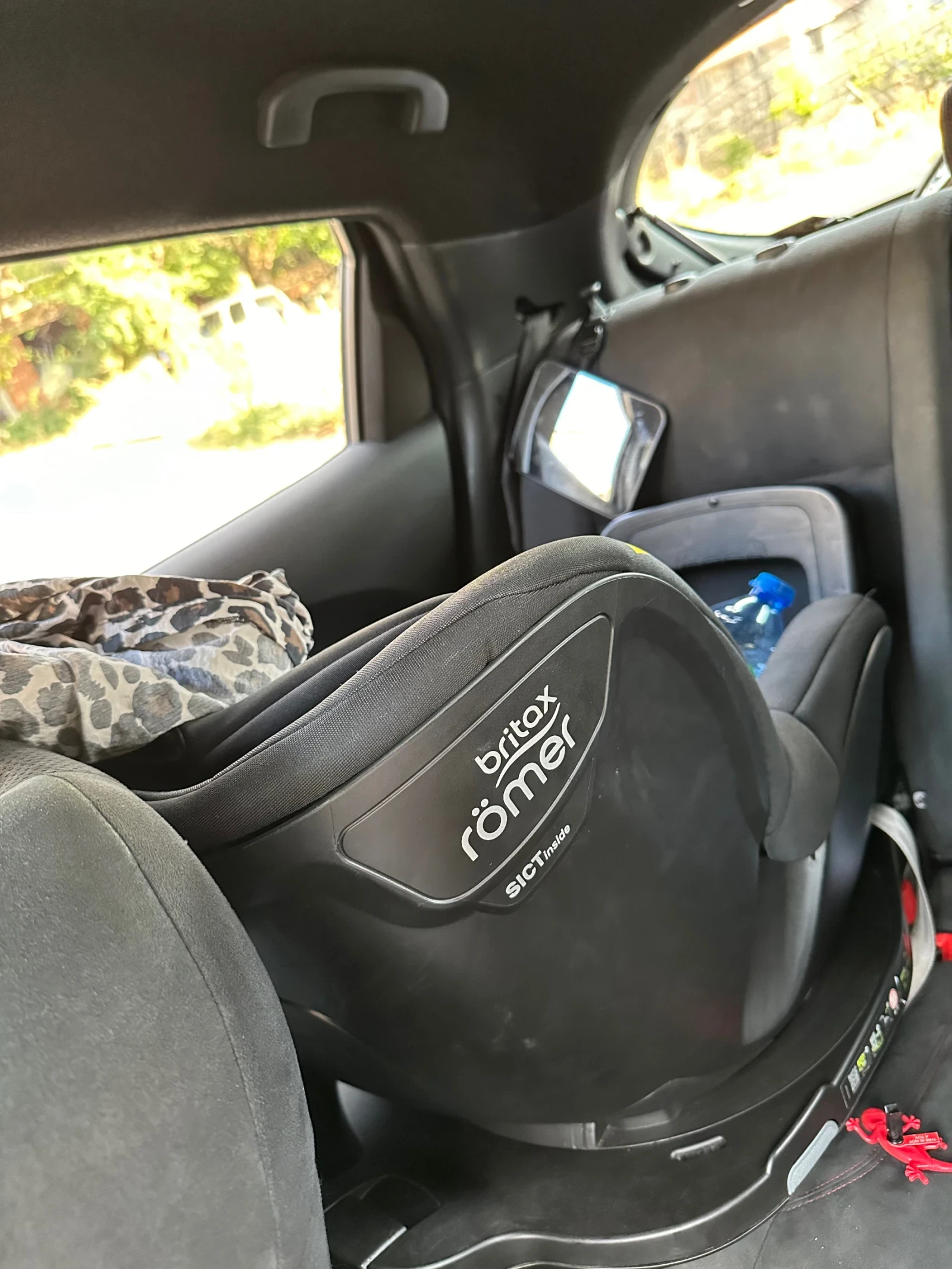 Nissan Juke, снимка 8 - Автомобили и джипове - 56480064