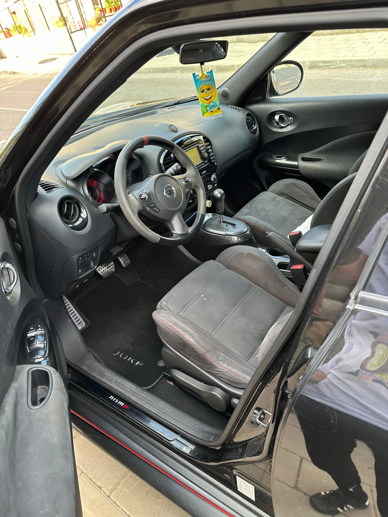 Nissan Juke, снимка 7 - Автомобили и джипове - 56480064