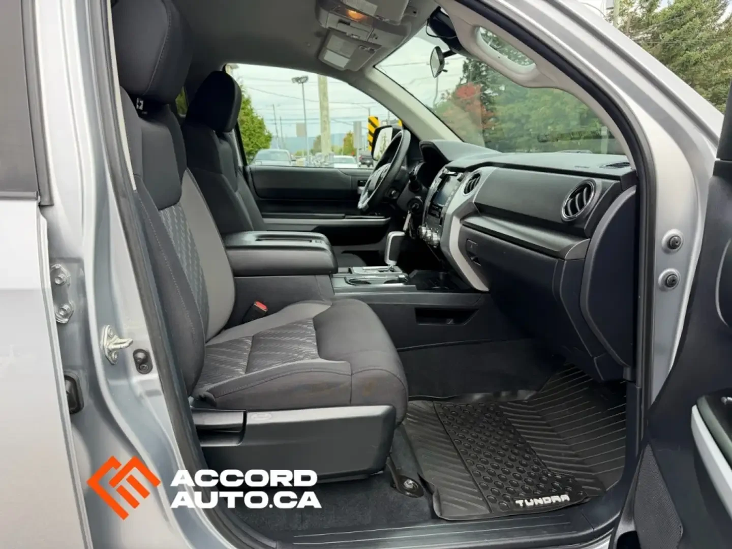 Toyota Tundra 5.7* V8* �������* ������* ������*  | Mobile.bg � ����������� 13