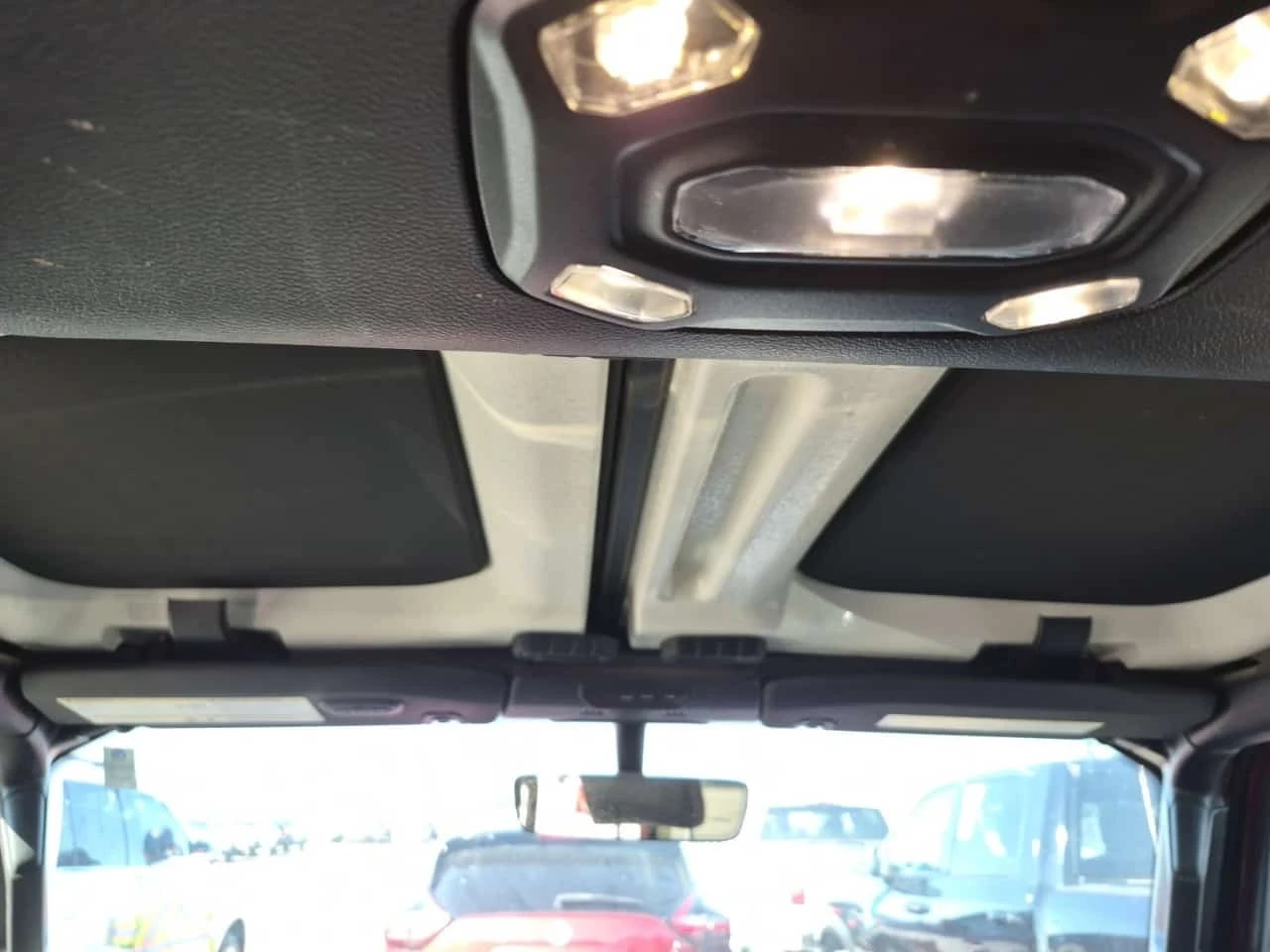 Jeep Wrangler * 4x4 Unlimited Sahara Altitude * ����� ������ *  | Mobile.bg � ����������� 13