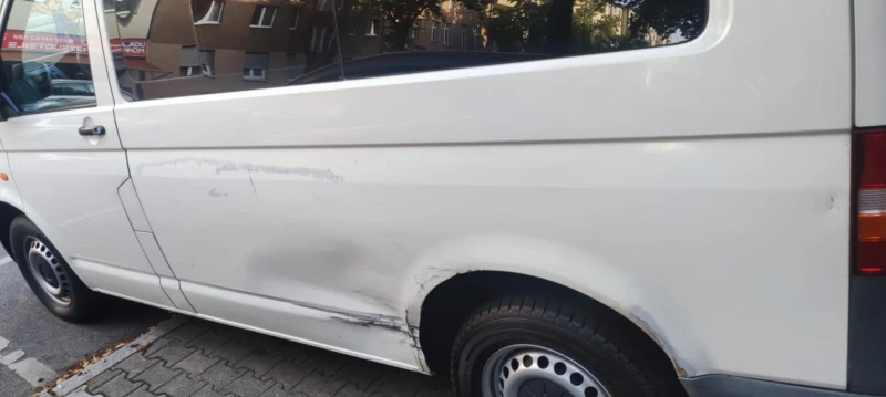 VW Caravelle, снимка 4 - Бусове и автобуси - 49066802