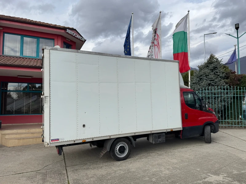 Iveco Daily 35-130* EURO 5* Климатик* 4.30 метра фургон, снимка 11 - Бусове и автобуси - 52549461