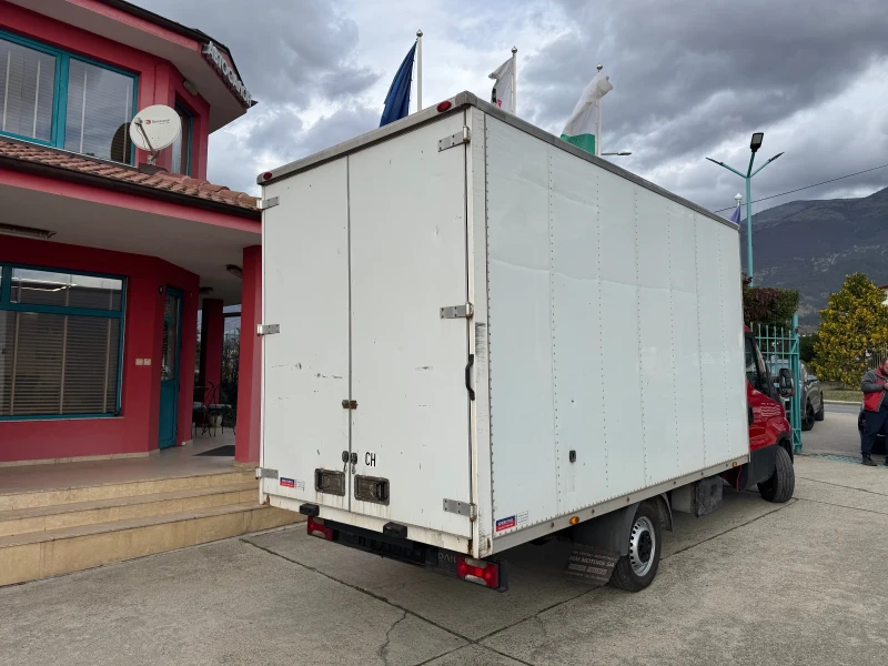 Iveco Daily 35-130* EURO 5* Климатик* 4.30 метра фургон, снимка 10 - Бусове и автобуси - 52549461