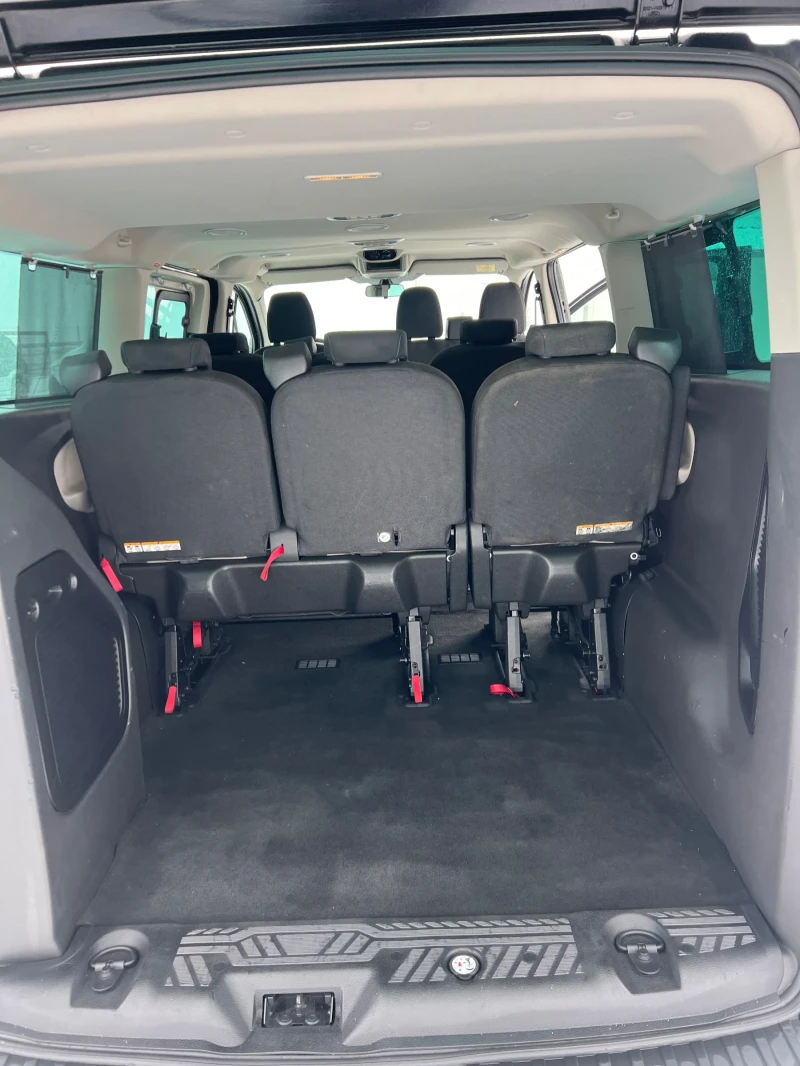 Ford Transit Custom 9 МЕСТА - КЛИМАТИК, снимка 12 - Бусове и автобуси - 53237357