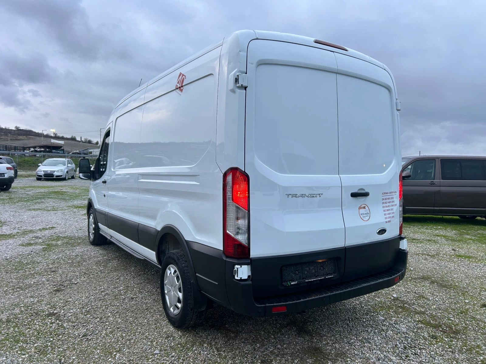 Ford Transit 2.0d 131kc euro6 6-броя - изображение 8