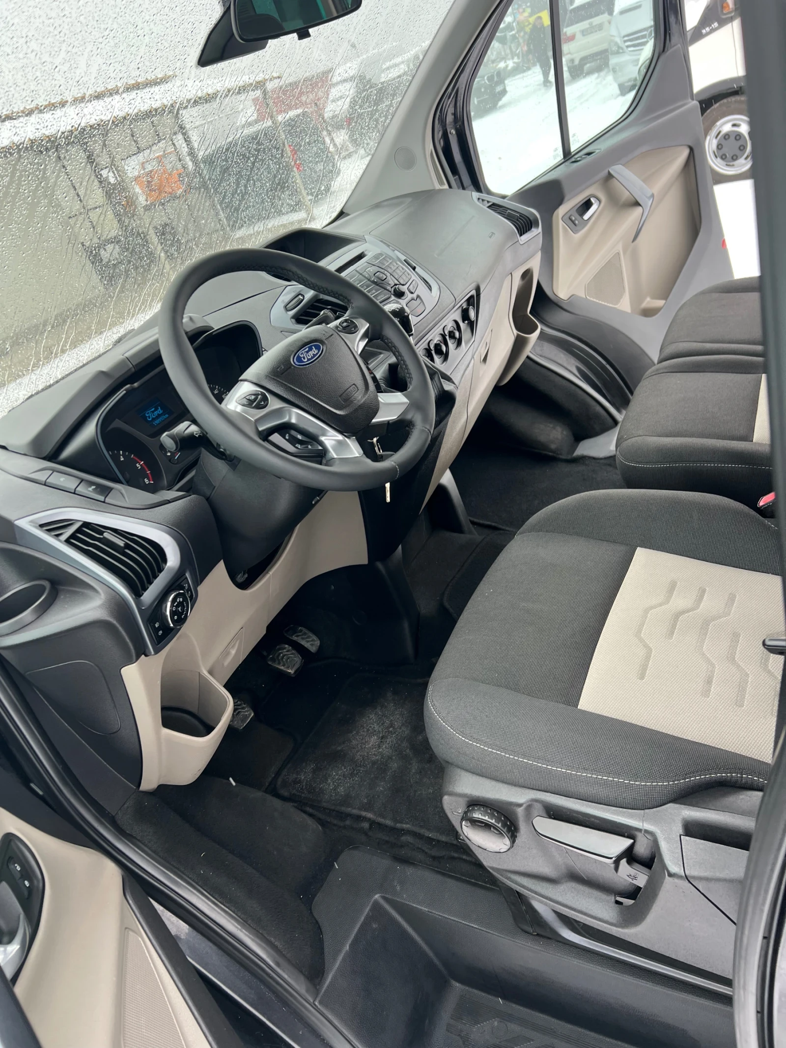 Ford Transit Custom 9 ����� - �������� | Mobile.bg � ����������� 17