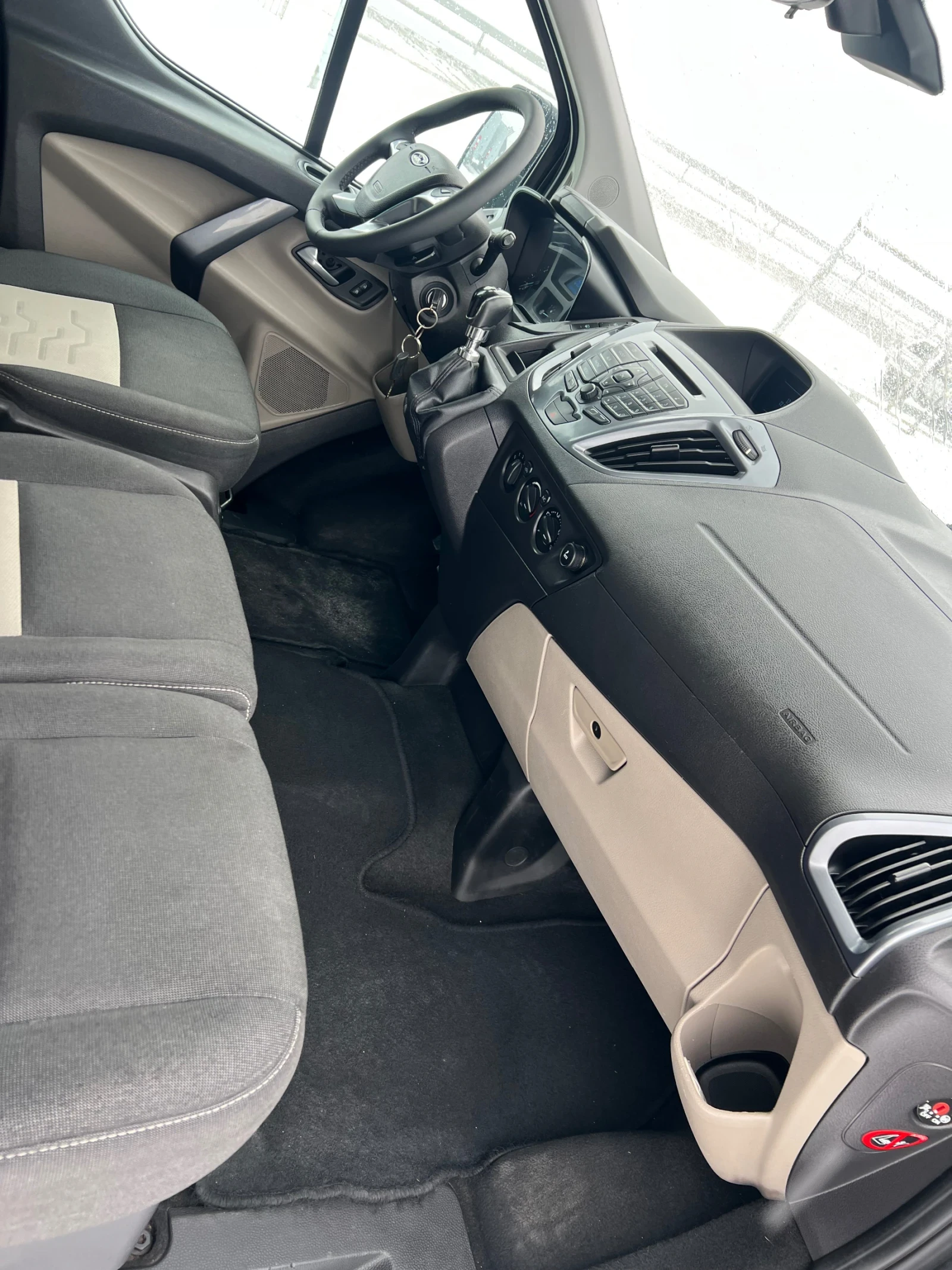 Ford Transit Custom 9 ����� - �������� | Mobile.bg � ����������� 16