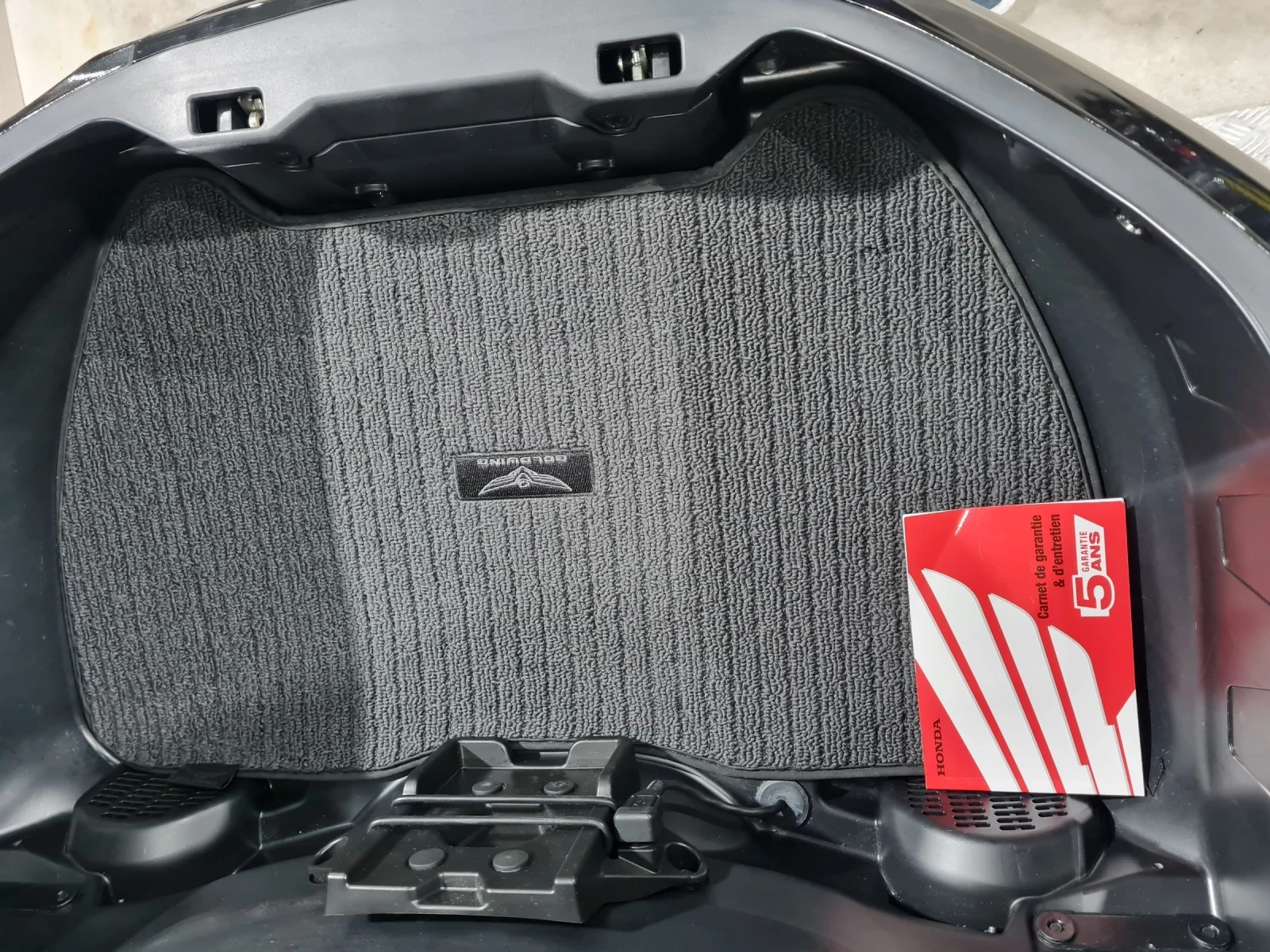 Honda Gold Wing BLACK EDITION  | Mobile.bg   15