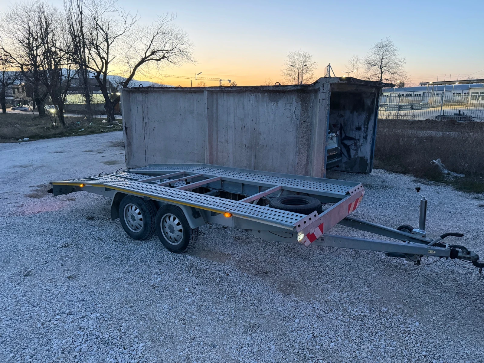 �� ��������� Boro 4.50 2700kg | Mobile.bg � ����������� 1