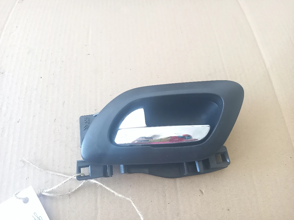 ������ ����� ����� ���� �������� ���� 5008 (�) | Mobile.bg � ����������� 1