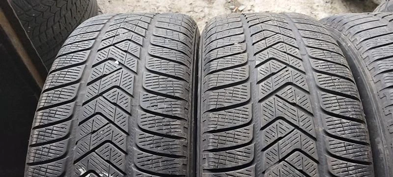 Гуми Зимни 255/55R19, снимка 2 - Гуми и джанти - 30948019