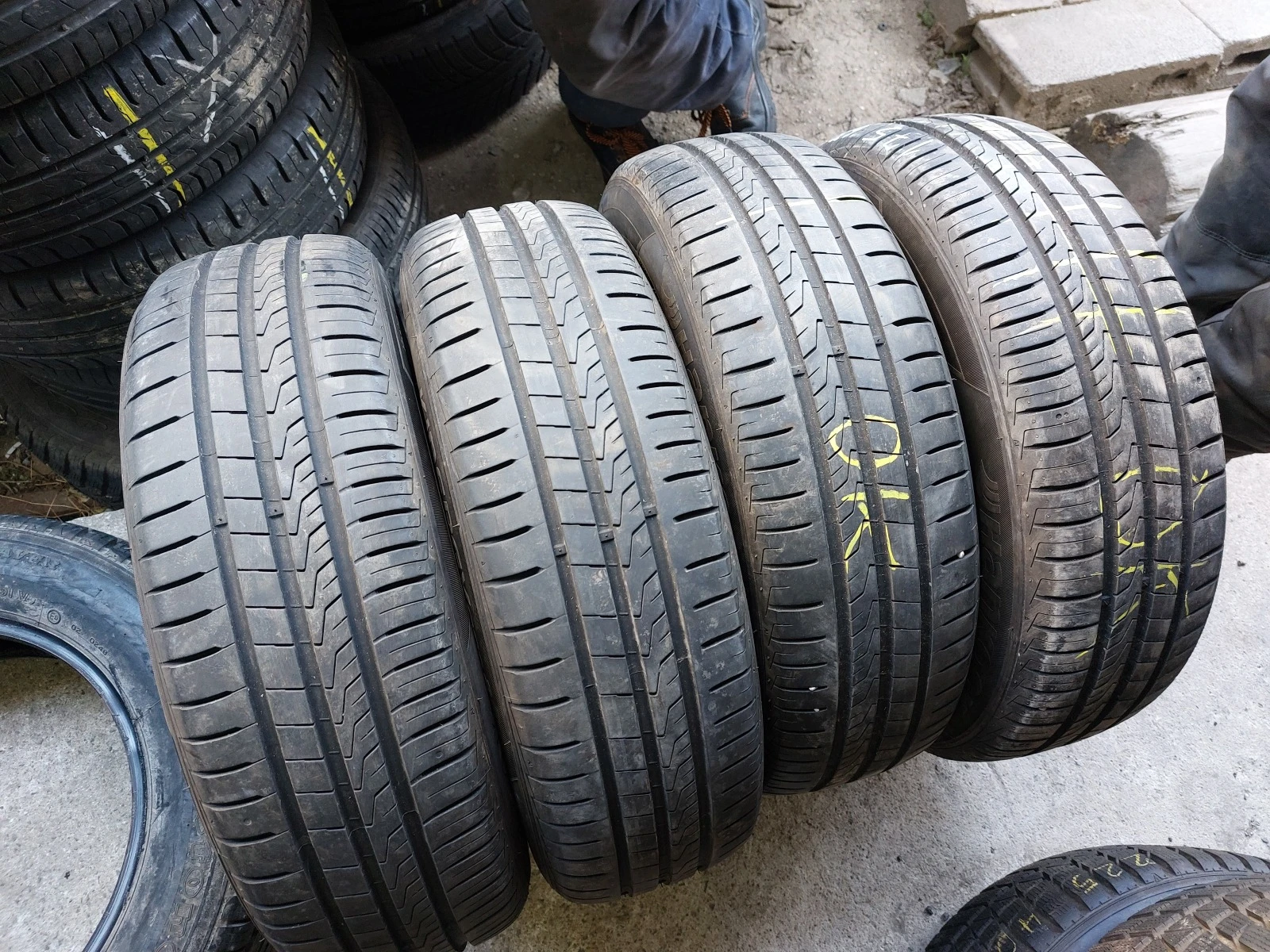 ���� 175/65R15 | Mobile.bg � ����������� 1