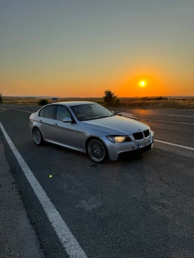 BMW 330, снимка 4