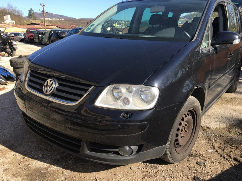 VW Touran 2.0tdi 140 к.с., снимка 1 - Автомобили и джипове - 45465097