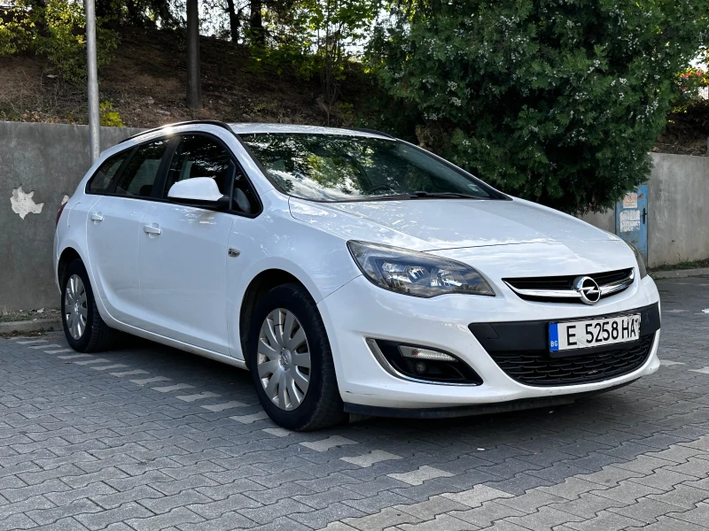 Opel Astra 1.7CDTI 110кс, снимка 2 - Автомобили и джипове - 47513054