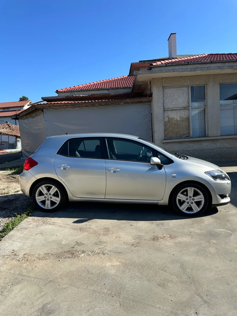 Toyota Auris Toyota Auris 2.2D.CAT, снимка 3 - Автомобили и джипове - 47570661