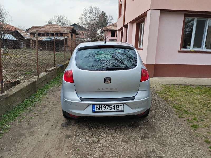 Seat Altea Бензин 1.6 lpg, снимка 9 - Автомобили и джипове - 49451368