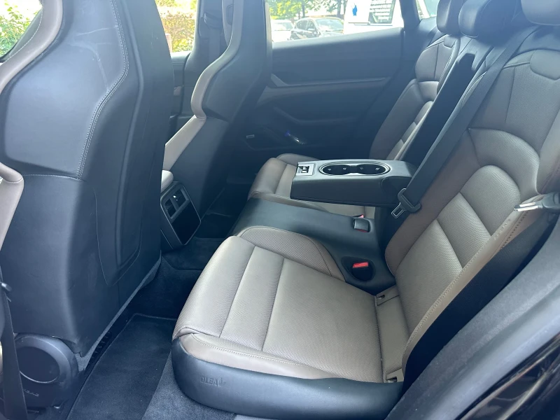 Porsche Taycan TURBO 4x4 MATRIX HEAD-UP BOSE, снимка 9 - Автомобили и джипове - 50904678