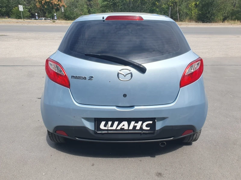 Mazda 2 1, 3 benzin 75 hp, снимка 4 - Автомобили и джипове - 51375110
