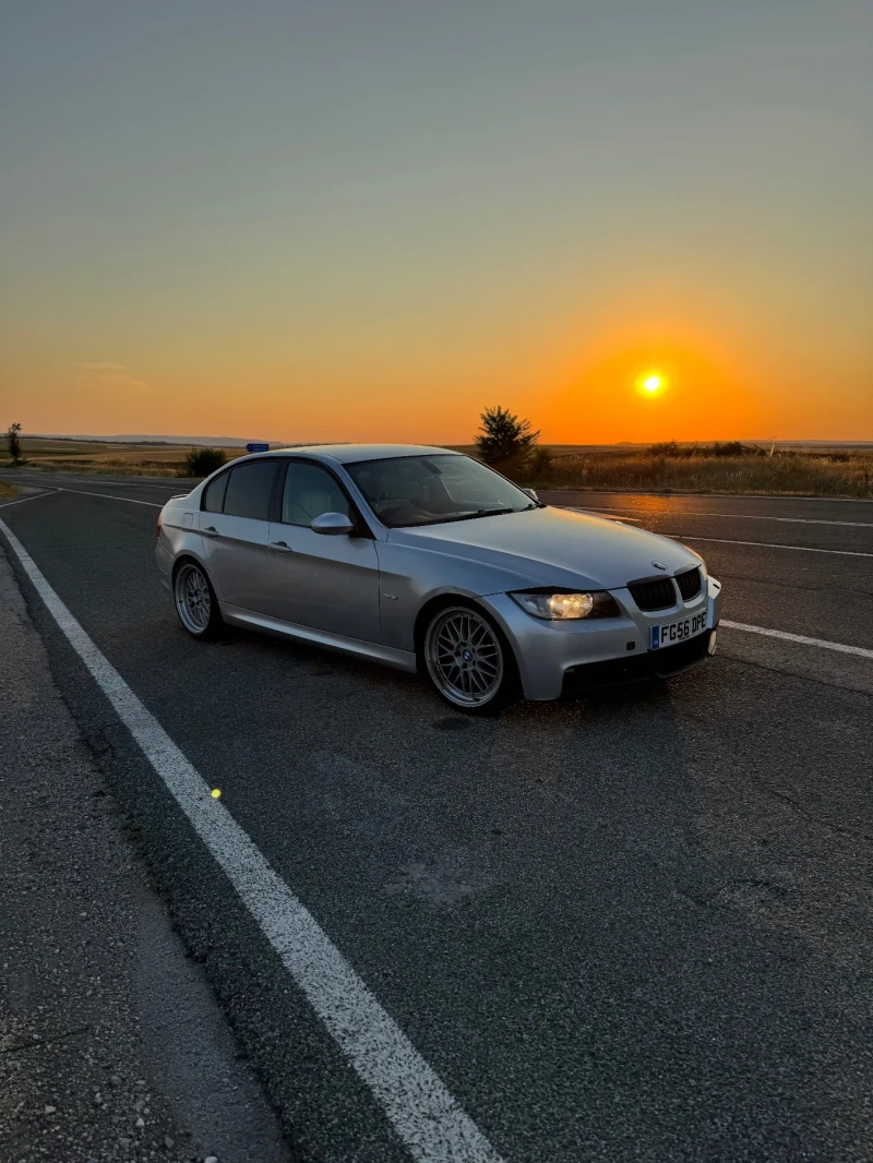 BMW 330, снимка 3 - Автомобили и джипове - 52304762