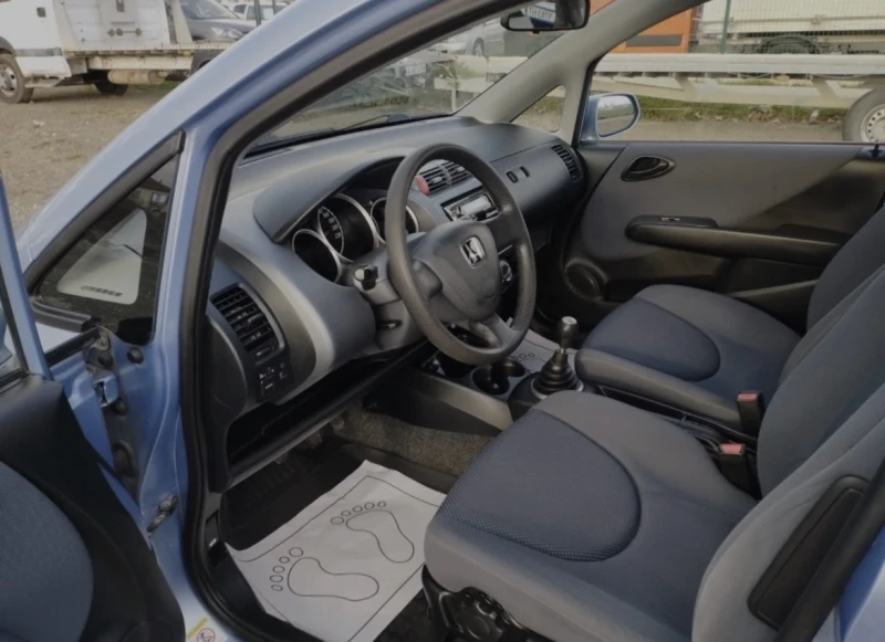 Honda Jazz, снимка 6 - Автомобили и джипове - 52868454
