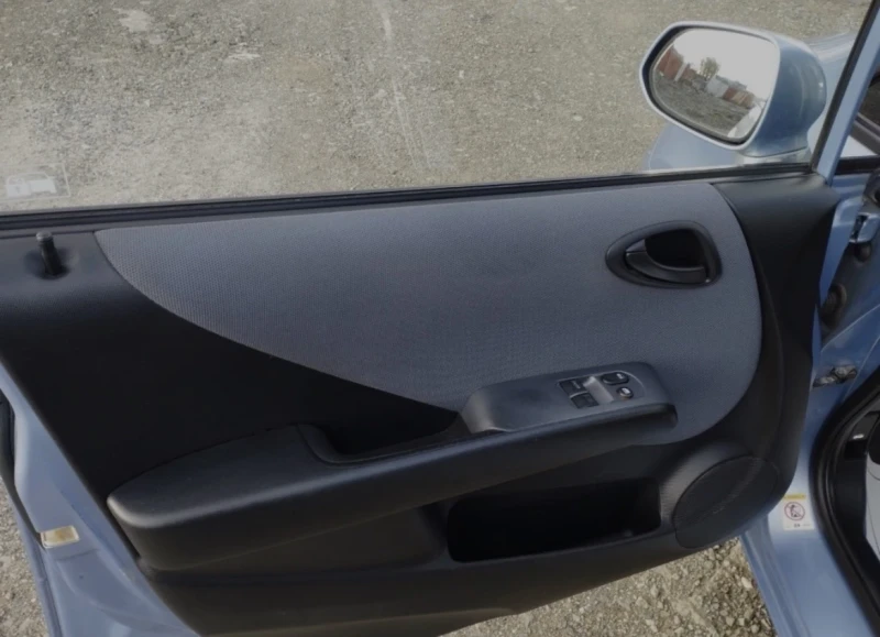 Honda Jazz, снимка 9 - Автомобили и джипове - 52868454