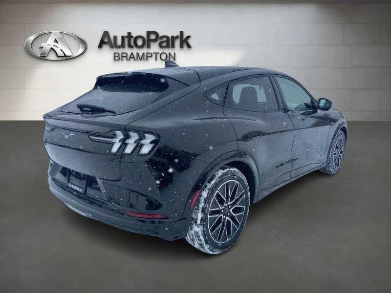 Ford Mustang Mach-E Premium Extended Range CARFAX АВТО КРЕДИТ , снимка 4 - Автомобили и джипове - 53248791