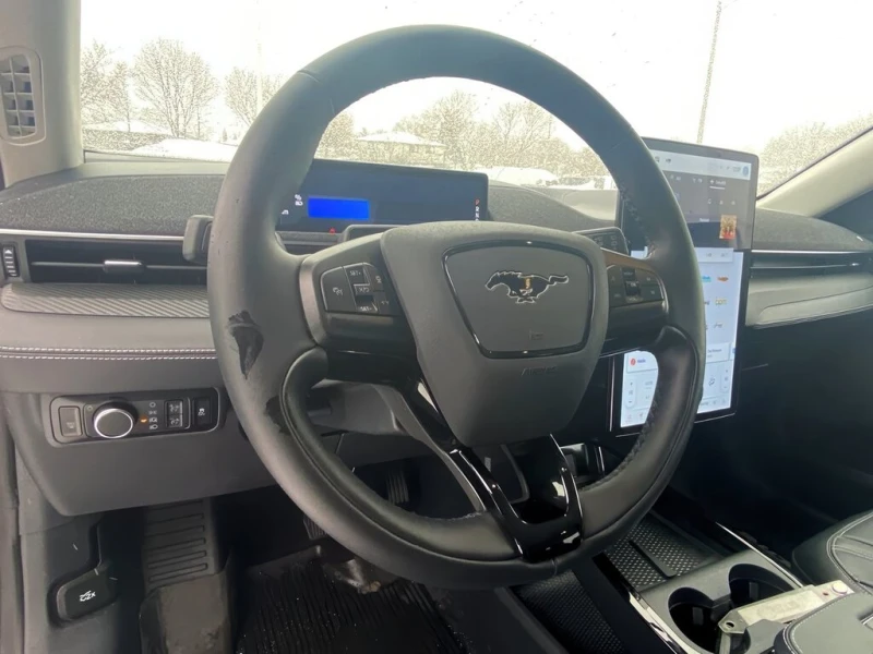 Ford Mustang Mach-E Premium Extended Range CARFAX АВТО КРЕДИТ , снимка 9 - Автомобили и джипове - 53248791