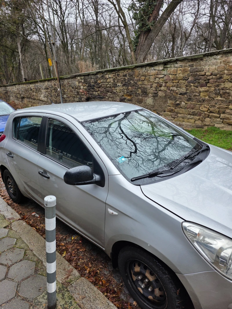 Hyundai I20 CRDi, снимка 3 - Автомобили и джипове - 53303548