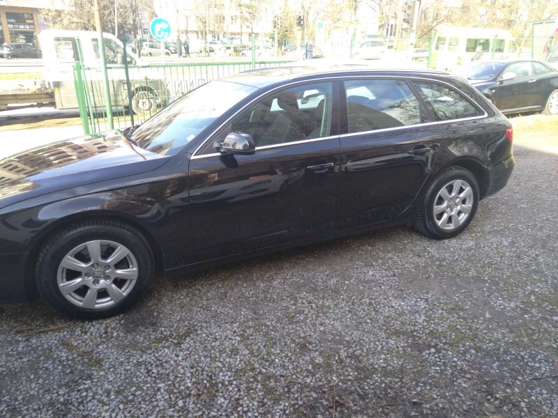 Audi A4 1.8TFSi, снимка 3 - Автомобили и джипове - 53506483