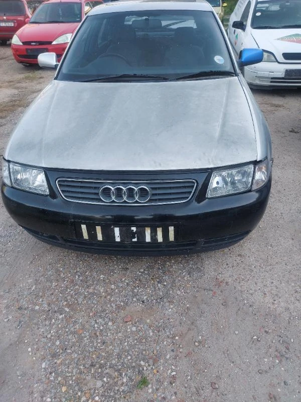 Audi A3 1.8 бензин на части , снимка 2 - Автомобили и джипове - 36917593