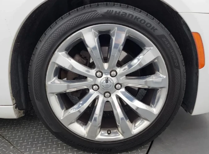 Chrysler 300c 3.6 - изображение 5