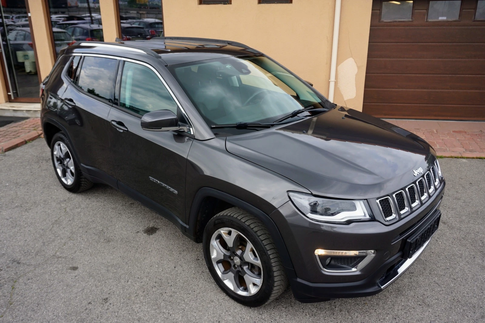 Jeep Compass 2.0 MJT LIMITED 4WD AUTO - изображение 2