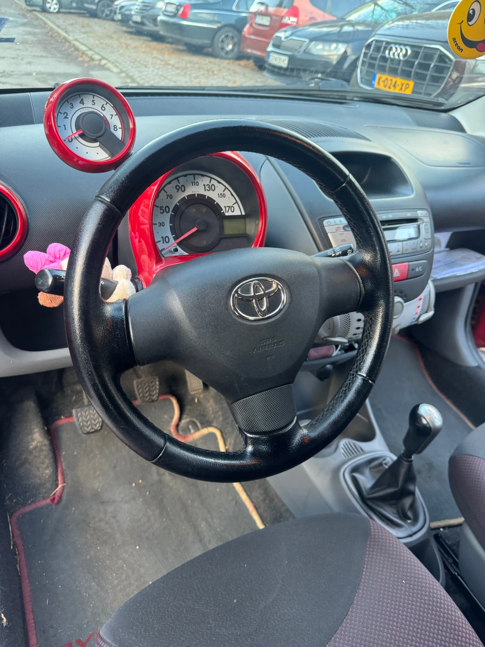 Toyota Aygo 1.0 vvti - изображение 9