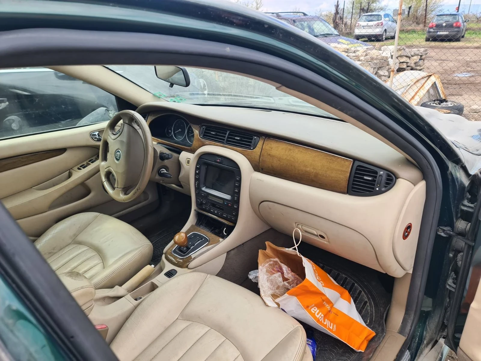 Jaguar X-type 3.0 i - изображение 3