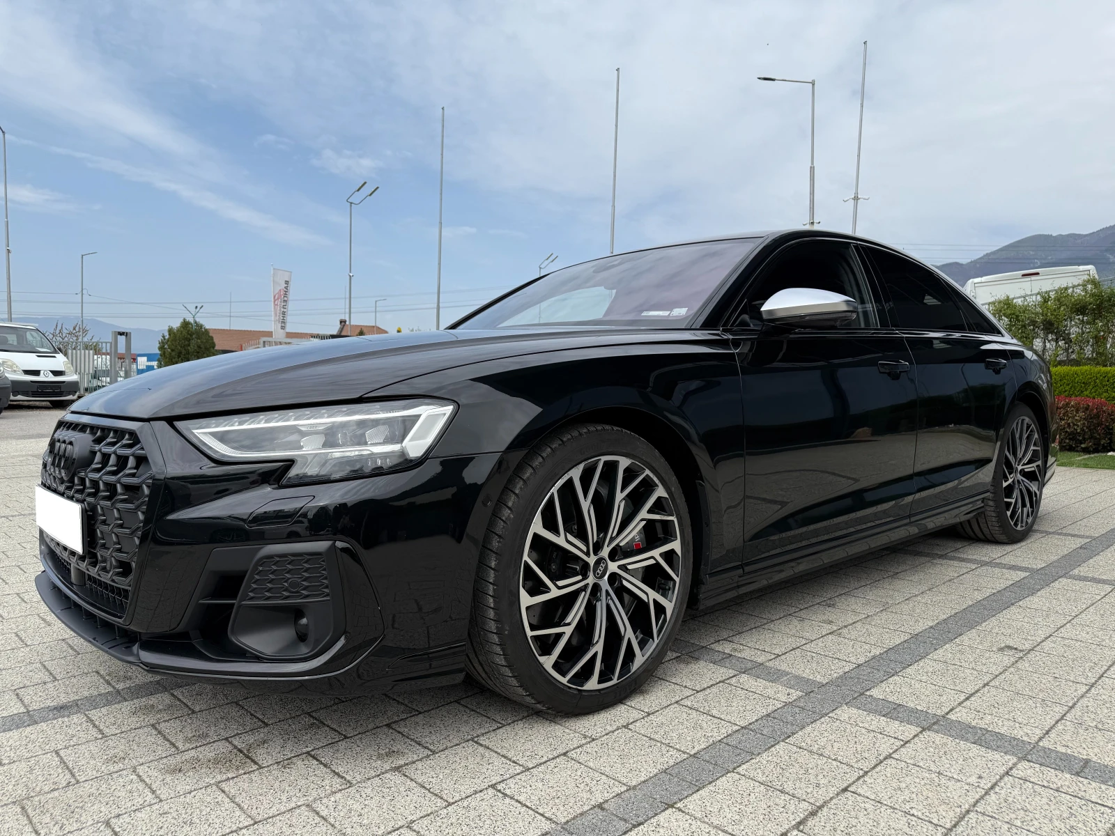 Audi S8 FaceLift Carbon* Ceramic - изображение 4