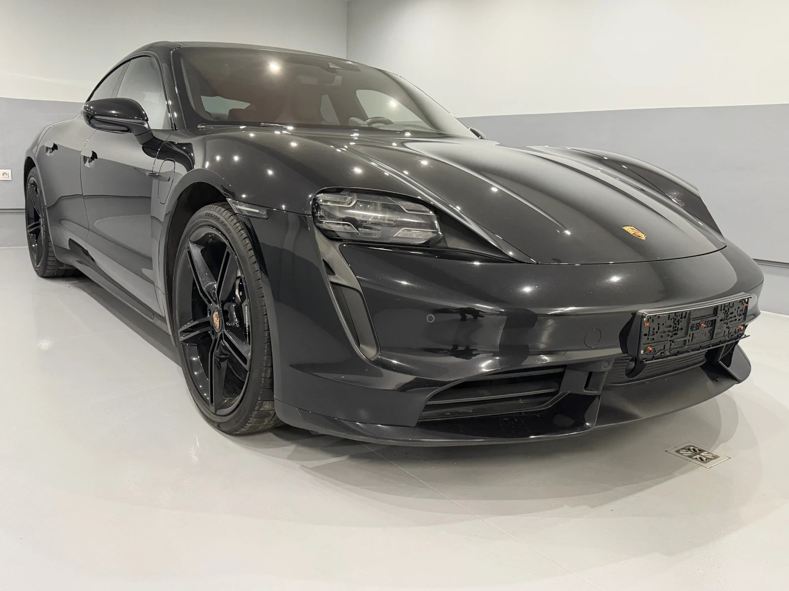 Porsche Taycan TURBO 4x4 MATRIX HEAD-UP BOSE | Mobile.bg � ����������� 2