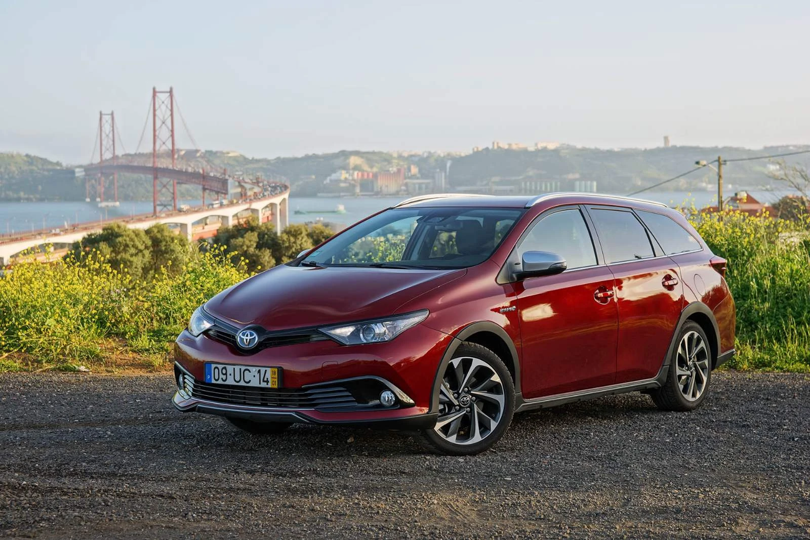 Toyota Auris 1.8 TS | Mobile.bg — изображение 1