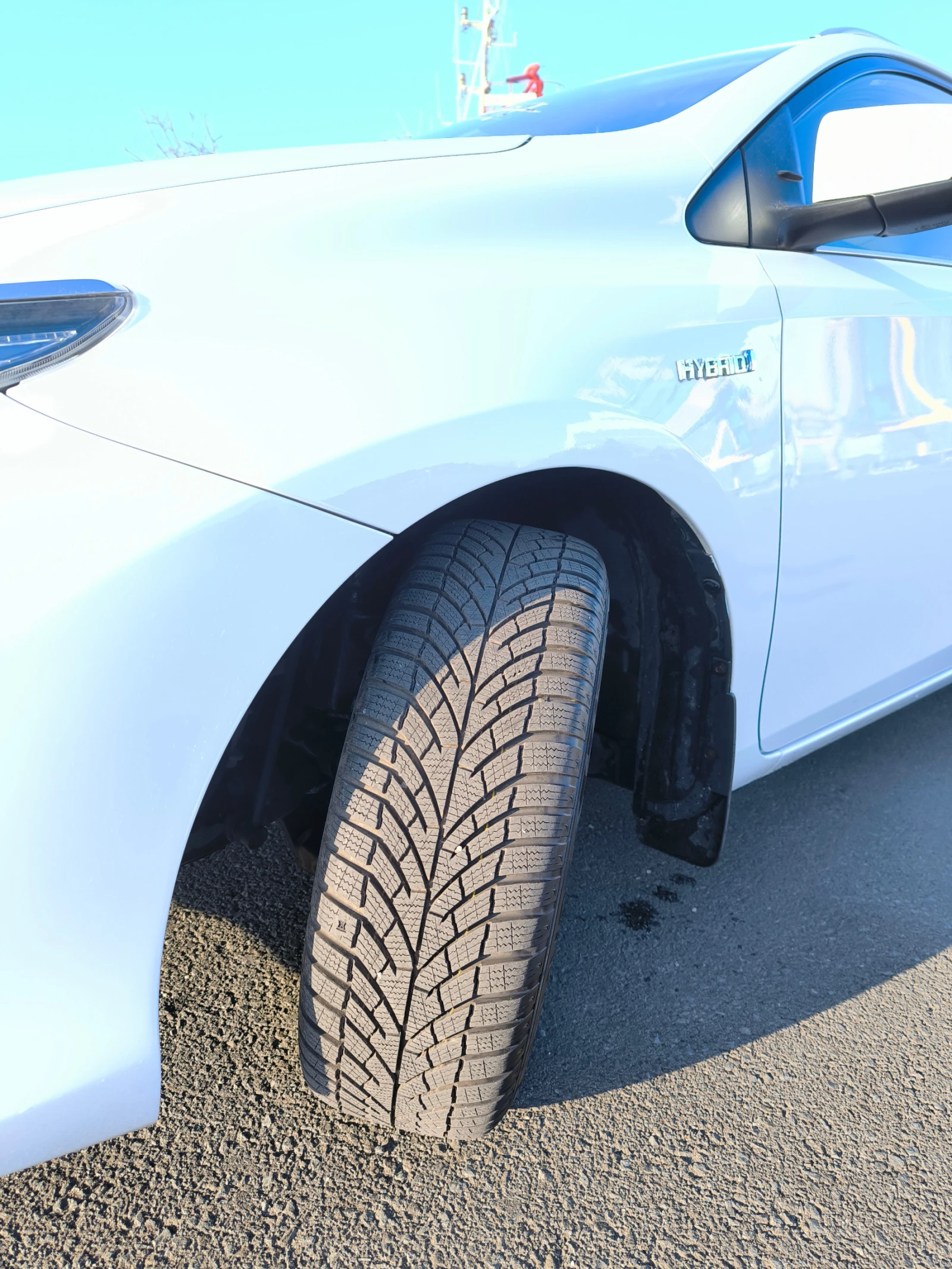 Toyota Auris 1.8HSD - изображение 5