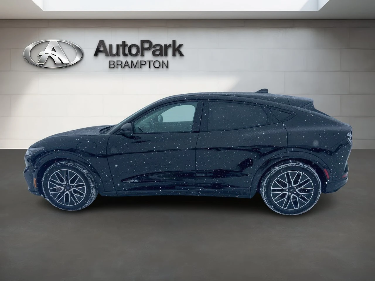 Ford Mustang Mach-E Premium Extended Range CARFAX ���� ������  | Mobile.bg � ����������� 8