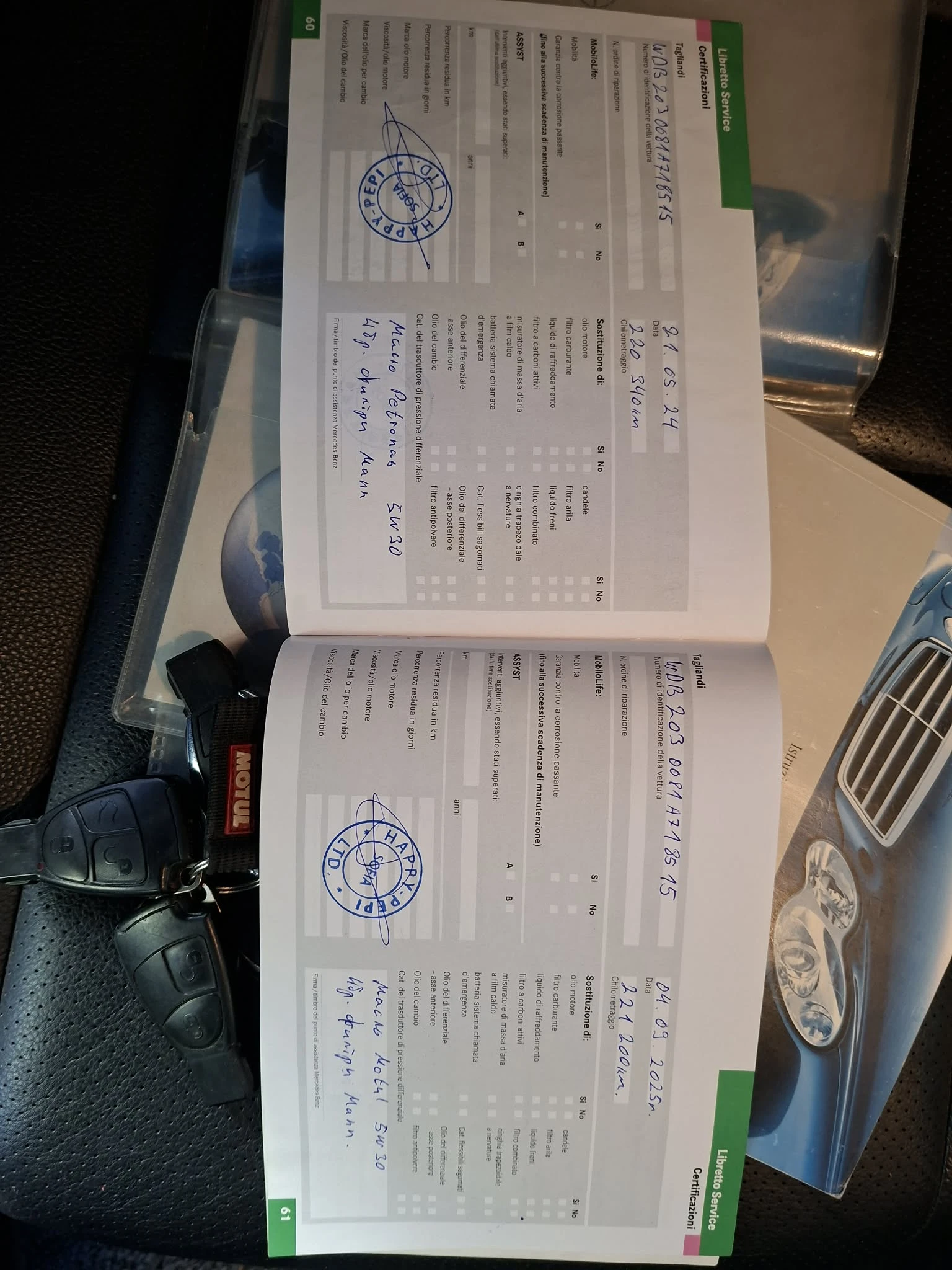 Mercedes-Benz C 220 Elegance sport edition, снимка 14 - Автомобили и джипове - 53751517