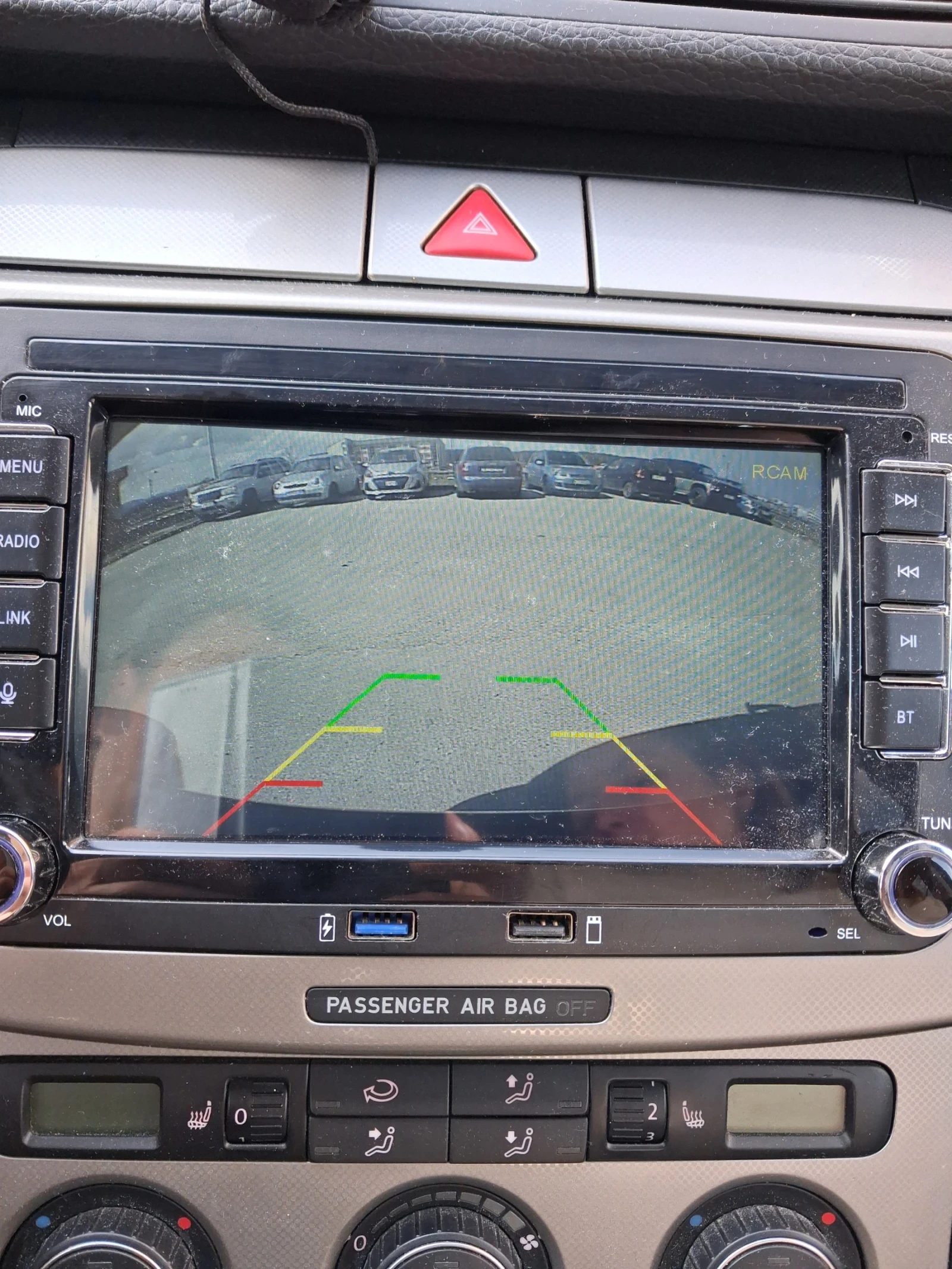 VW Passat Комби , снимка 10 - Автомобили и джипове - 53862613