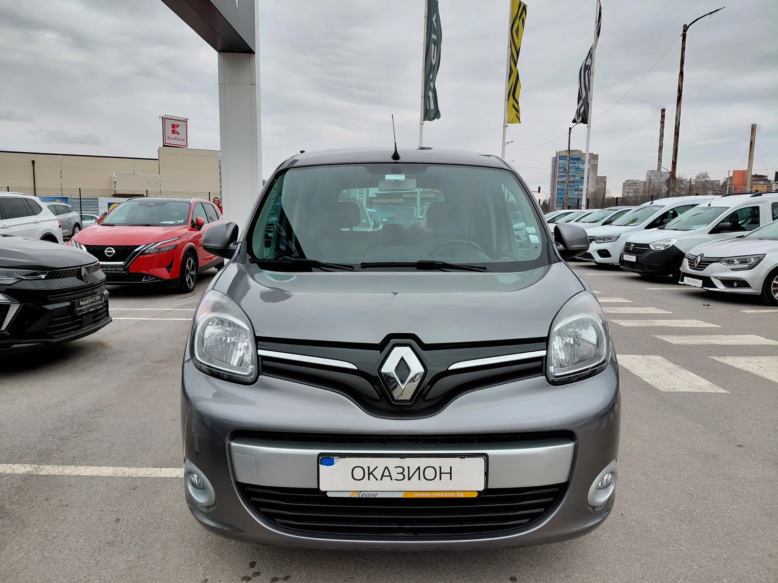 Renault Kangoo 1.5 dCi/115к.с/Life, снимка 2 - Автомобили и джипове - 54041796