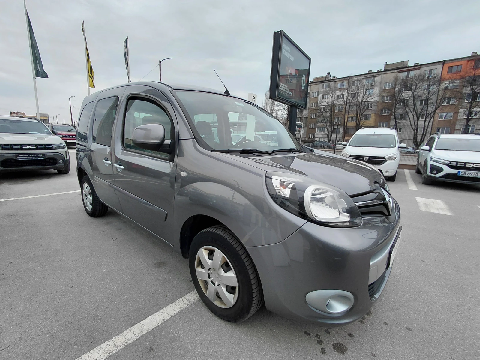 Renault Kangoo 1.5 dCi/115к.с/Life, снимка 3 - Автомобили и джипове - 54041796