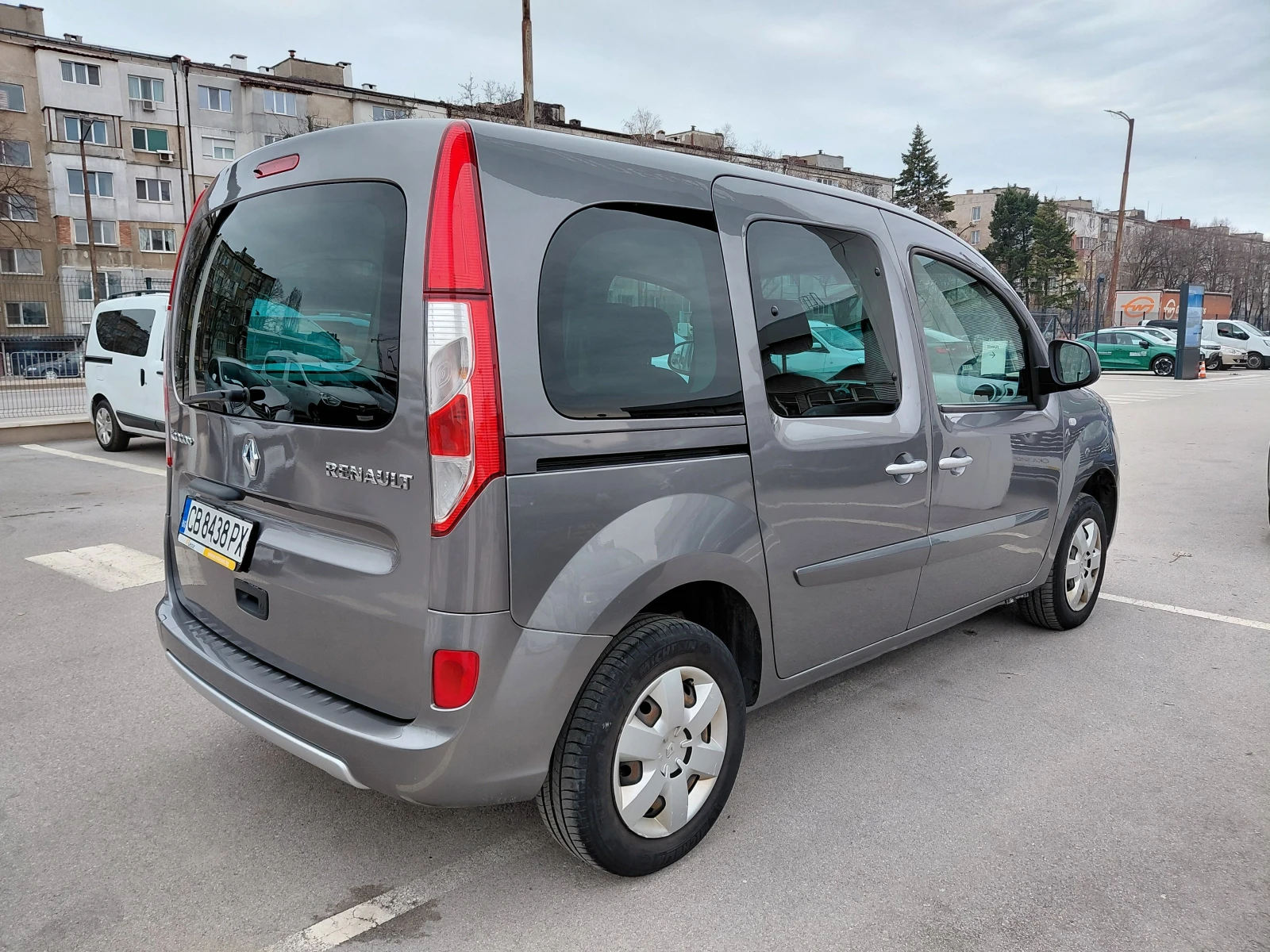 Renault Kangoo 1.5 dCi/115к.с/Life, снимка 7 - Автомобили и джипове - 54041796