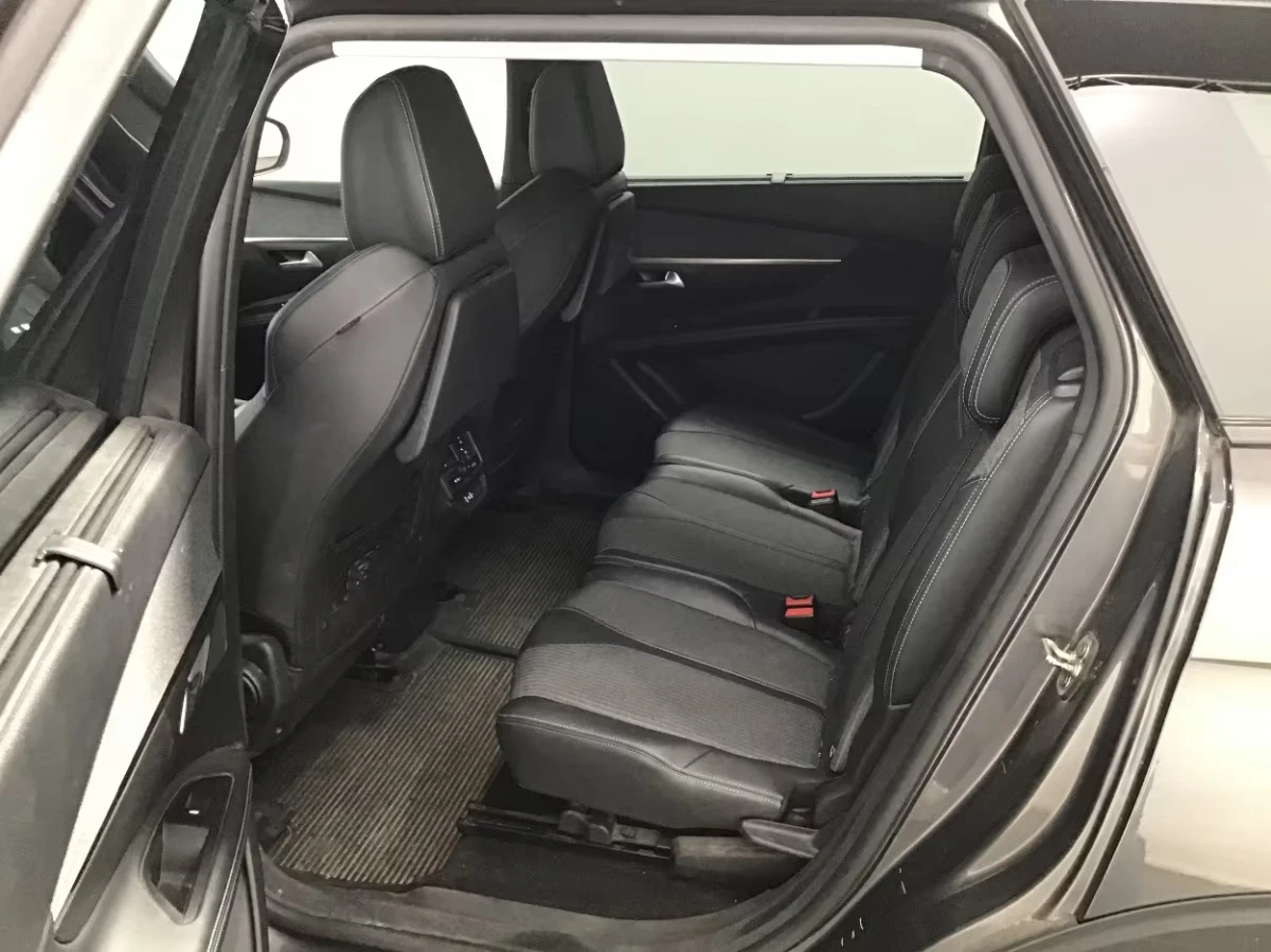 Peugeot 5008 ALLURE-PACK/PANO/1.5HDI/131HP/CAM/NAVI/FACELIFT, снимка 6 - Автомобили и джипове - 54066947