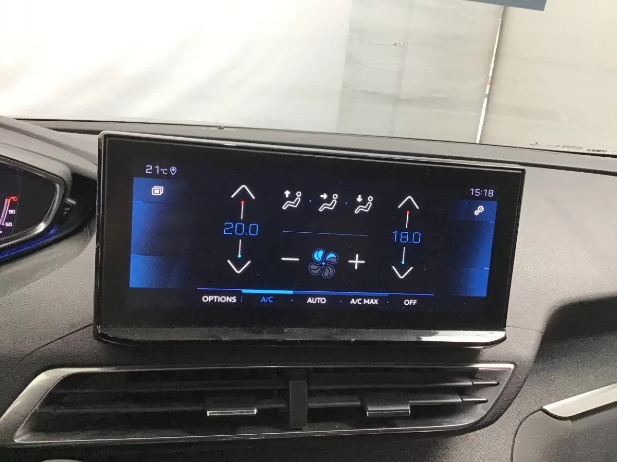 Peugeot 5008 ALLURE-PACK/PANO/1.5HDI/131HP/CAM/NAVI/FACELIFT, снимка 10 - Автомобили и джипове - 54066947