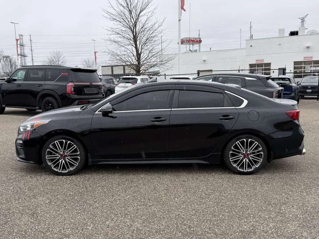 Kia Forte * Certified | One Owner | Leather | CarPlay | Sunr, снимка 4 - Автомобили и джипове - 54083042