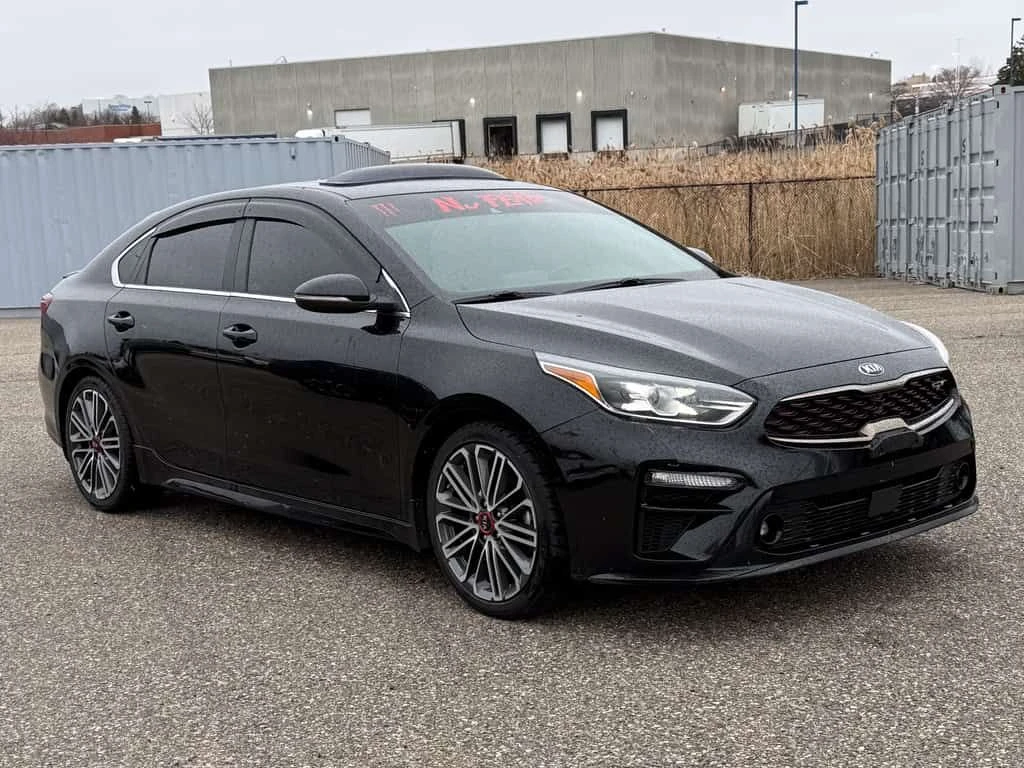Kia Forte * Certified | One Owner | Leather | CarPlay | Sunr