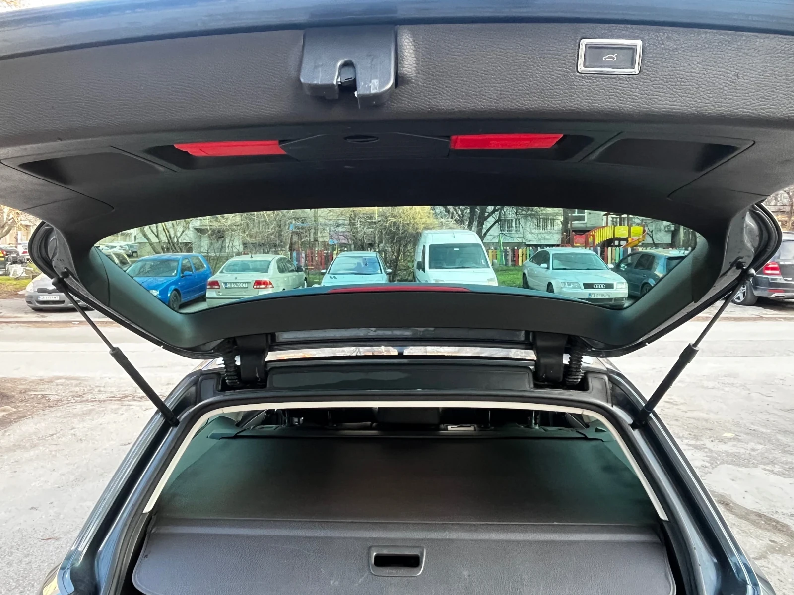 VW Passat, снимка 11 - Автомобили и джипове - 54092190